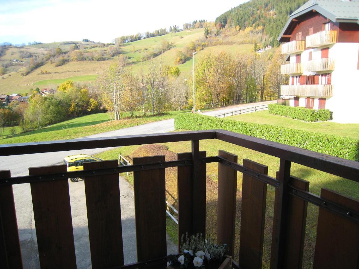 Appartement Au Pied Des Pistes, Avec Vue Sur La Montagne Берне Екстер'єр фото